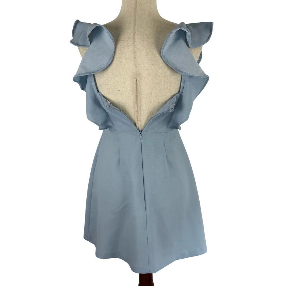 BCBGeneration ruffle sleeve